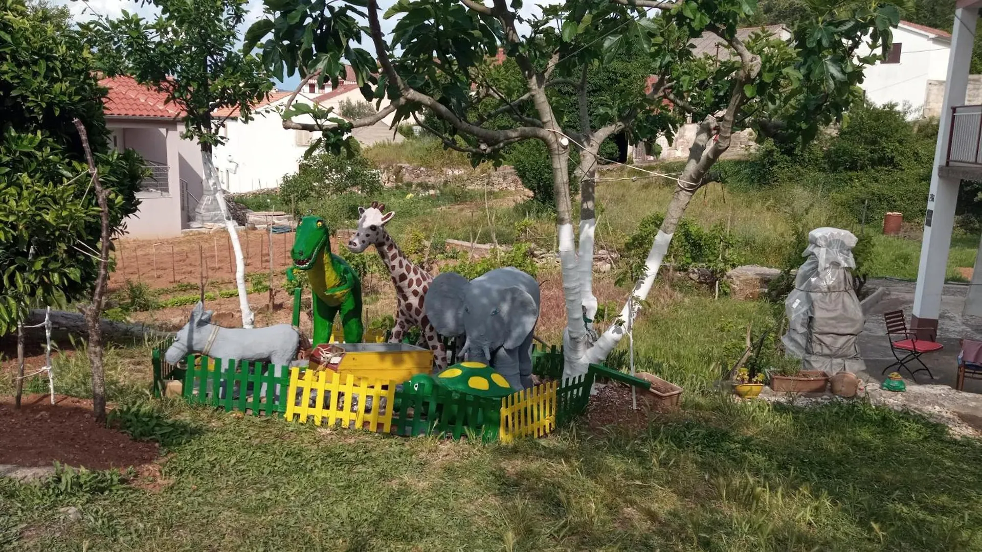 Holiday Home Ena , Mali Iz 286