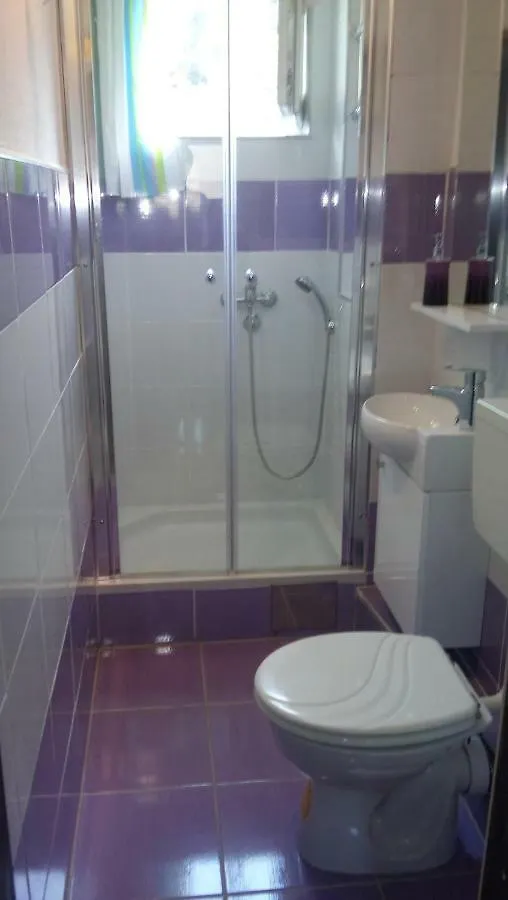 Holiday Home Ena , Mali Iz 286
